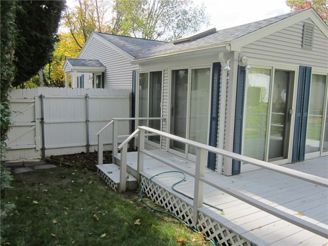 29 Valley Street, Cranston, RI 02920