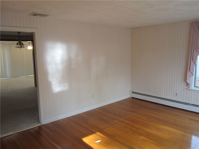 29 Valley Street, Cranston, RI 02920