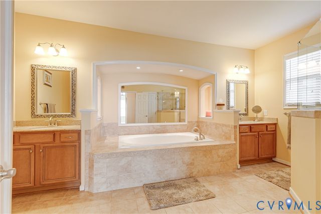 1501 Centerville Parke Dr, Manakin Sabot, VA 23103