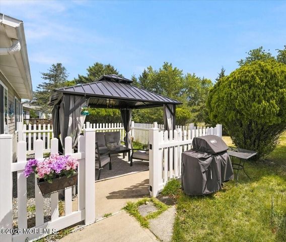 20 Le Lamentin Drive, Toms River, NJ 08757