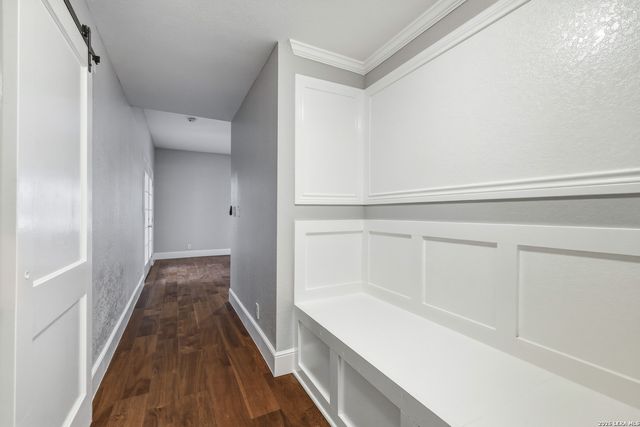 825 Eventide, Terrell Hills, TX 78209