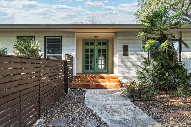 825 Eventide, Terrell Hills, TX 78209