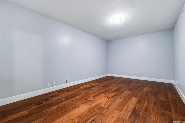 825 Eventide, Terrell Hills, TX 78209