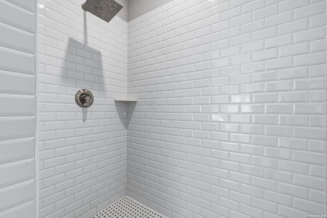 825 Eventide, Terrell Hills, TX 78209