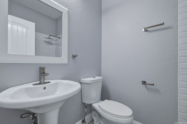 825 Eventide, Terrell Hills, TX 78209