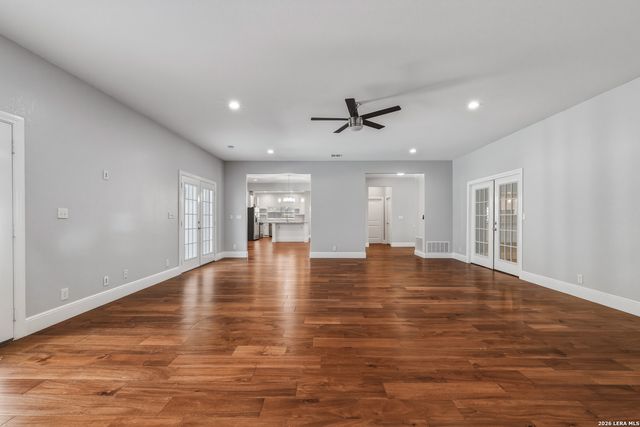 825 Eventide, Terrell Hills, TX 78209