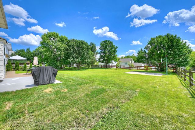 2061 Bluestem Drive, Burlington, KY 41005
