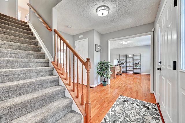 2061 Bluestem Drive, Burlington, KY 41005