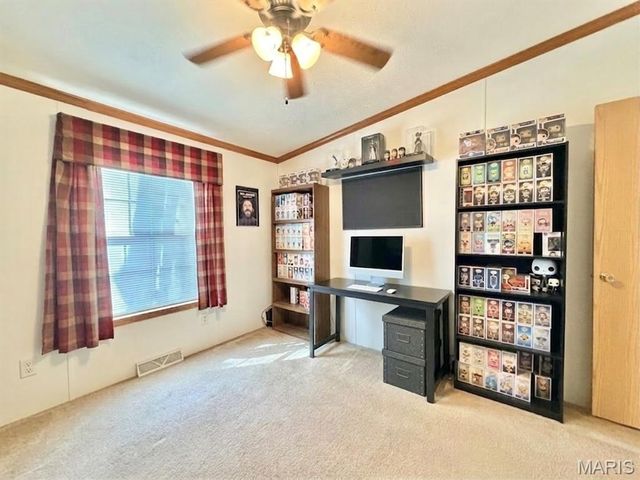 8048 Lakeside Drive, Caseyville, IL 62232