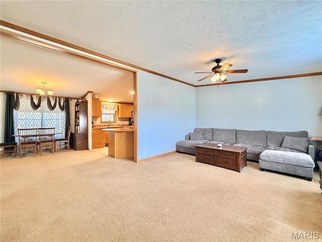 8048 Lakeside Drive, Caseyville, IL 62232