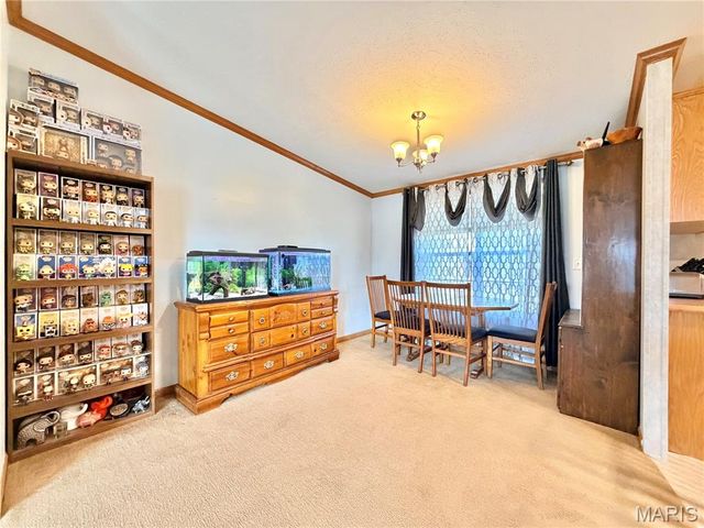 8048 Lakeside Drive, Caseyville, IL 62232