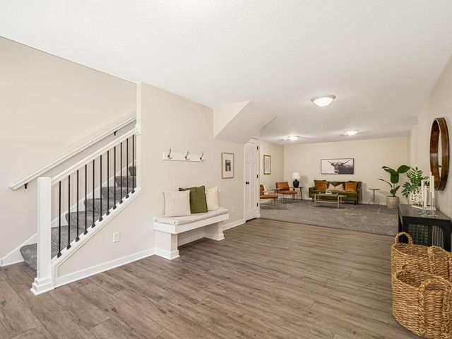 85 Maple Island Road, Lakeville, MN 55044