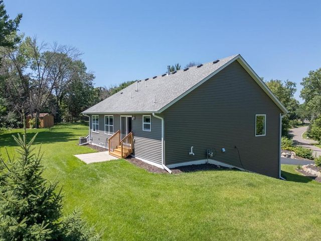 85 Maple Island Road, Lakeville, MN 55044