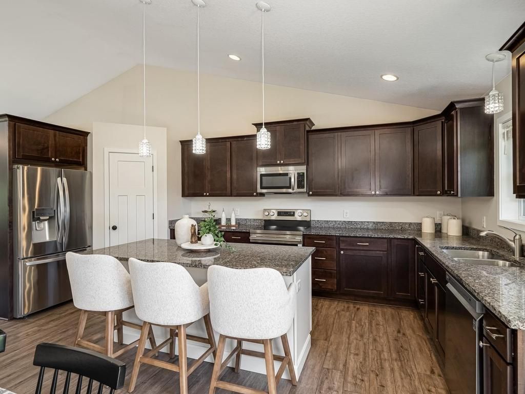 85 Maple Island Road, Lakeville, MN 55044 — photo 4