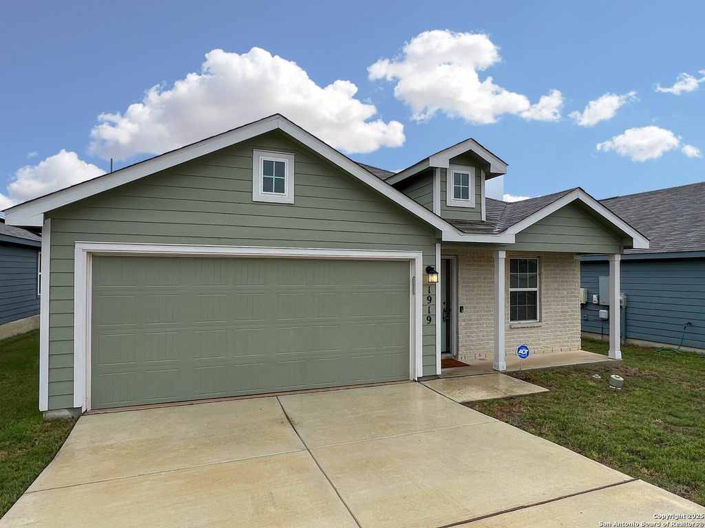 1919 Fieldfare, New Braunfels, TX 78130