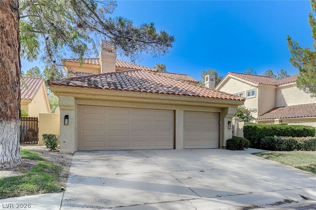 8121 Castle Pines Avenue, Las Vegas, NV 89113 — photo 5