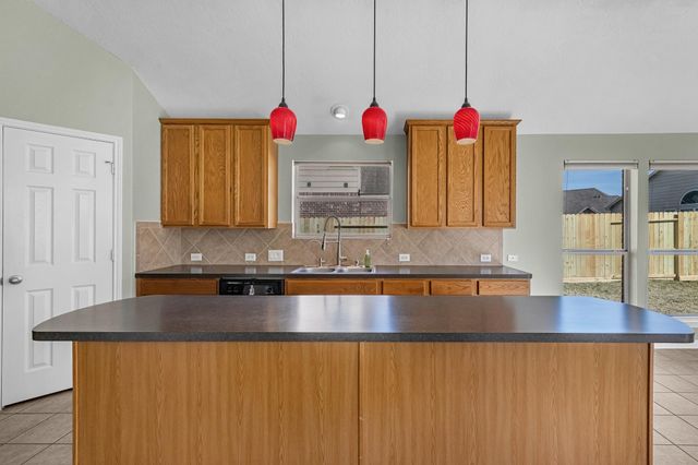 3507 Sebago Drive, Pearland, TX 77584