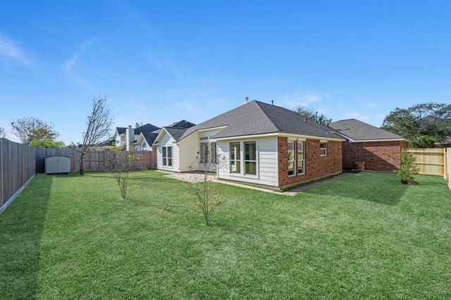 3507 Sebago Drive, Pearland, TX 77584