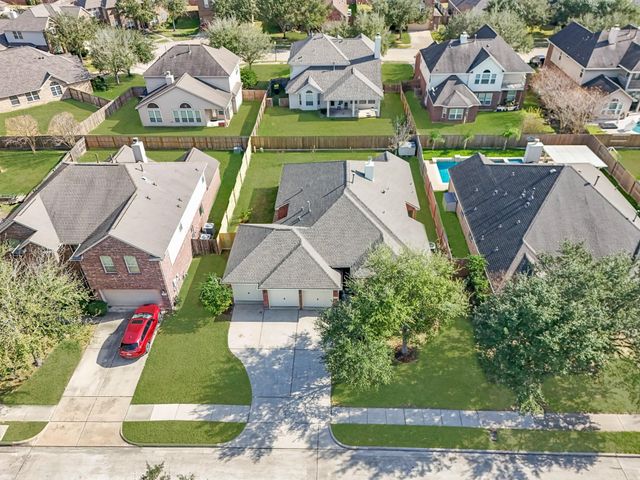 3507 Sebago Drive, Pearland, TX 77584