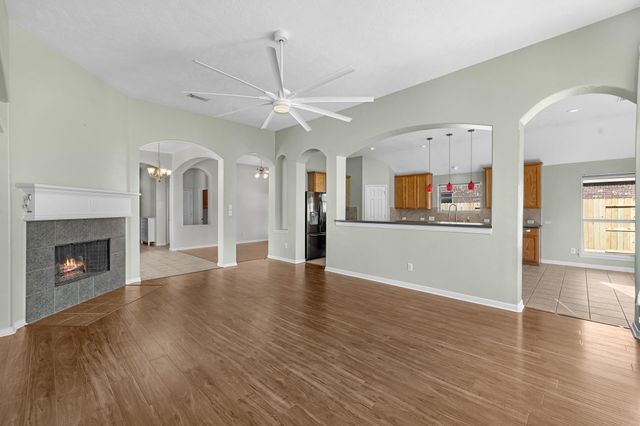 3507 Sebago Drive, Pearland, TX 77584