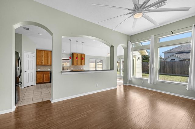 3507 Sebago Drive, Pearland, TX 77584