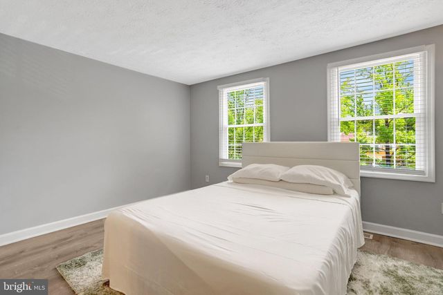 8414 CEDAR FALLS CT, Springfield, VA 22153