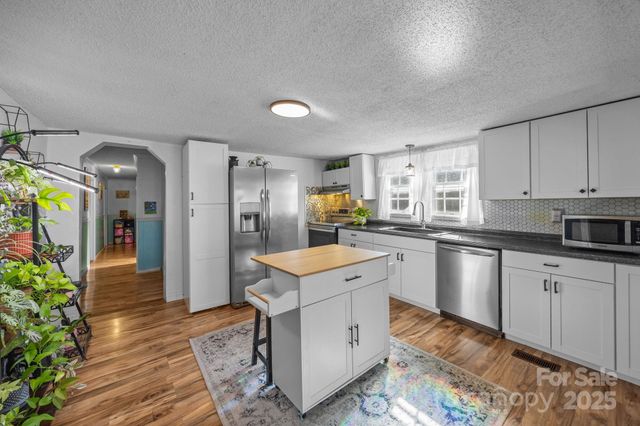 1400 Johnston Street, Gastonia, NC 28054