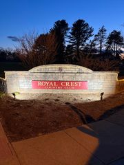 23 Rainbow Pond Dr D1, Walpole, MA 02081