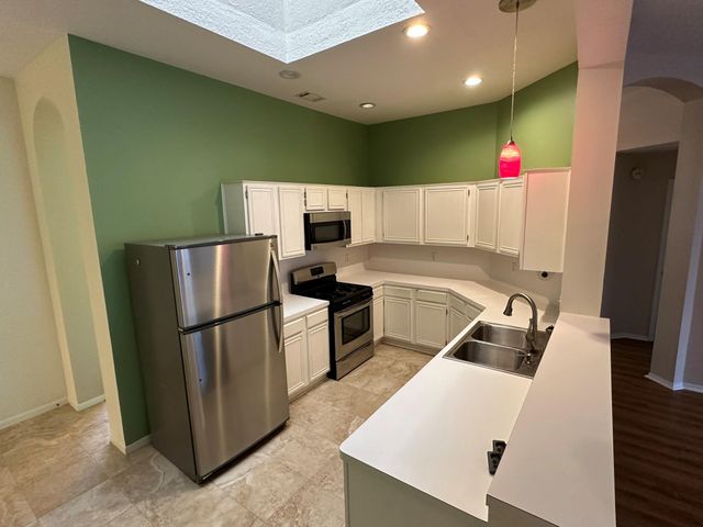 21489 Towerguard Drive, Kingwood, TX 77339