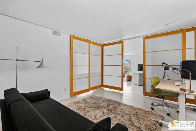 2020 Southridge Drive, Palm Springs, CA 92264