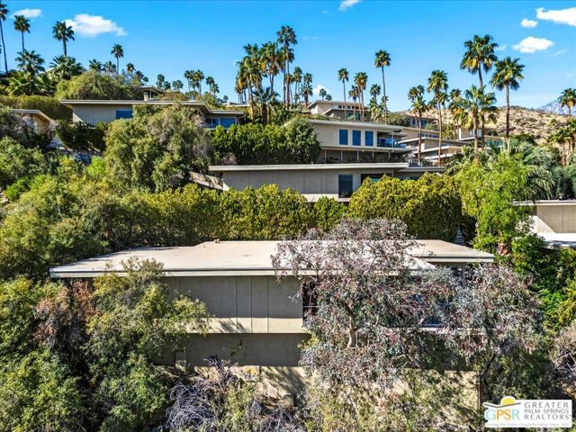 2020 Southridge Drive, Palm Springs, CA 92264