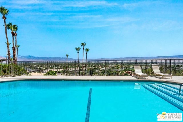 2020 Southridge Drive, Palm Springs, CA 92264