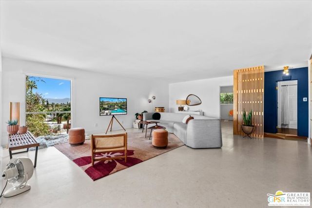 2020 Southridge Drive, Palm Springs, CA 92264