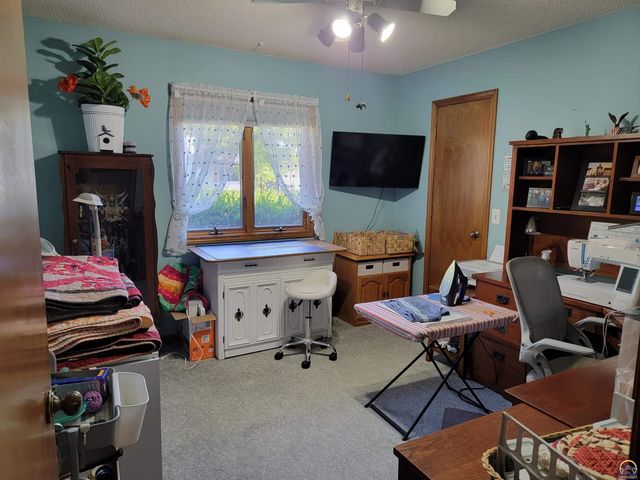 2225 Redwood Ave, Emporia, KS 66801