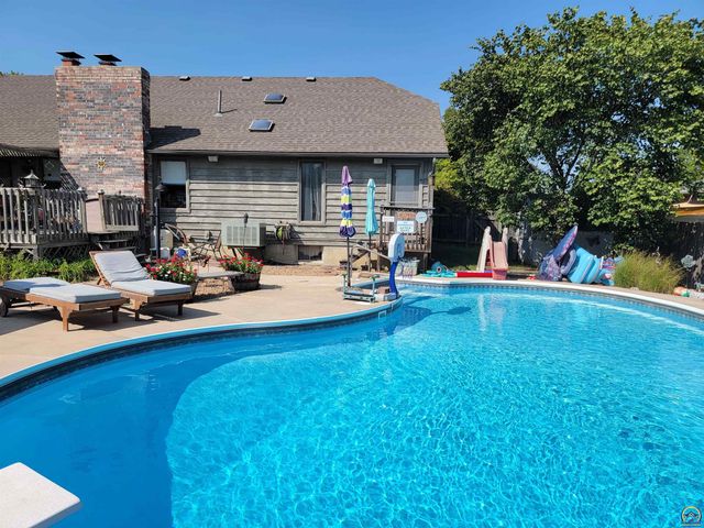 2225 Redwood Ave, Emporia, KS 66801