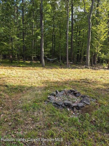 1927 Route 67, Leeds, NY 12451