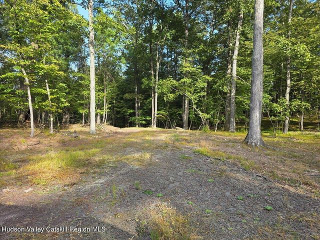 1927 Route 67, Leeds, NY 12451