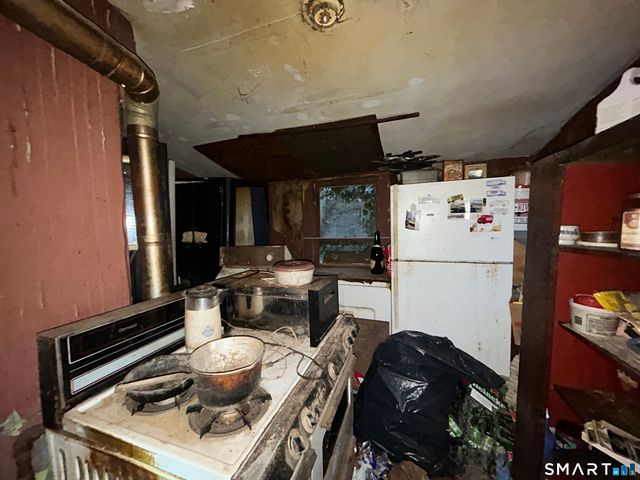 825 Worthington Ridge, Berlin, CT 06037