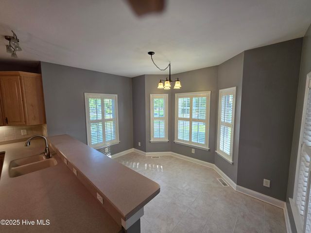 219 Drake Landing, New Bern, NC 28560