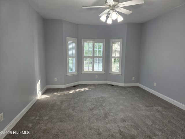 219 Drake Landing, New Bern, NC 28560