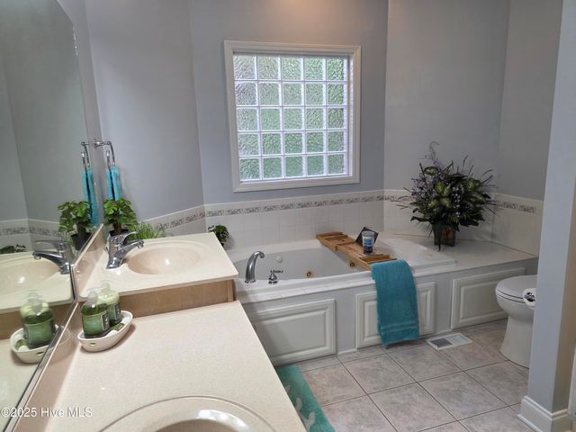 219 Drake Landing, New Bern, NC 28560