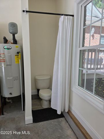 219 Drake Landing, New Bern, NC 28560