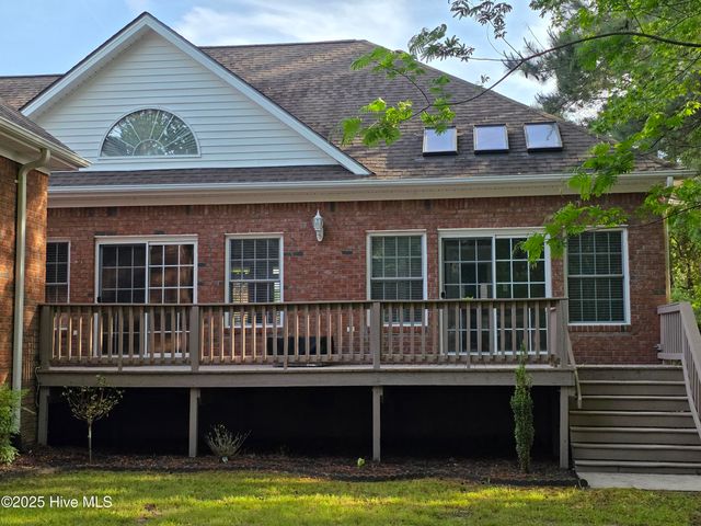 219 Drake Landing, New Bern, NC 28560