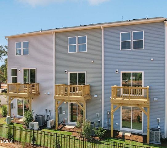 905 Freston Road, Raleigh, NC 27610