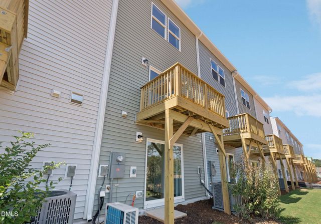 905 Freston Road, Raleigh, NC 27610