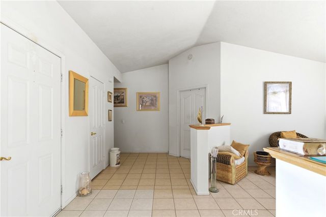 16433 Pauhaska, Apple Valley, CA 92307