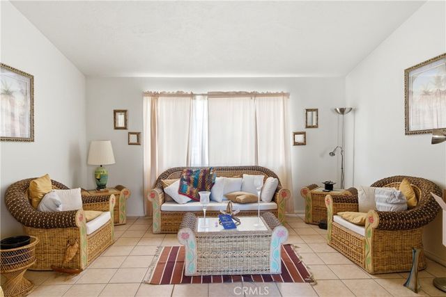 16433 Pauhaska, Apple Valley, CA 92307