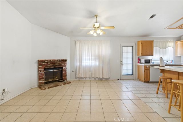 16433 Pauhaska, Apple Valley, CA 92307