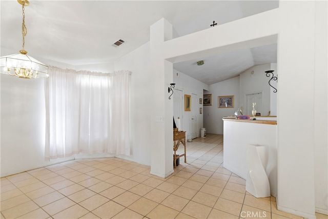 16433 Pauhaska, Apple Valley, CA 92307