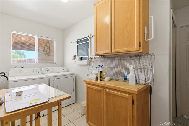 16433 Pauhaska, Apple Valley, CA 92307